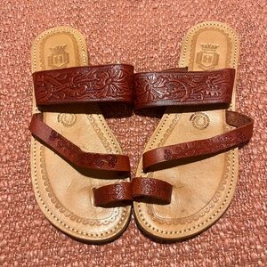 Leather sandals